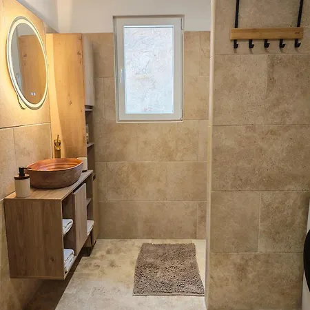 Chez Costou - Jacuzzi Inclus